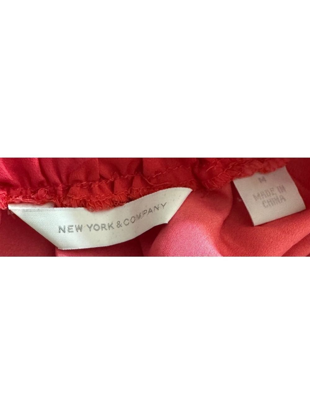 Women's New York & Company Halter Top Size M Red White Striped - Picture 3 of 4